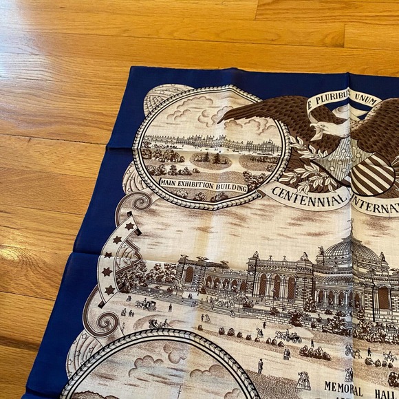 Smithsonian Echo Centennial Vintage Scarf 1776 1876 With Original Box Blue - Picture 3 of 10